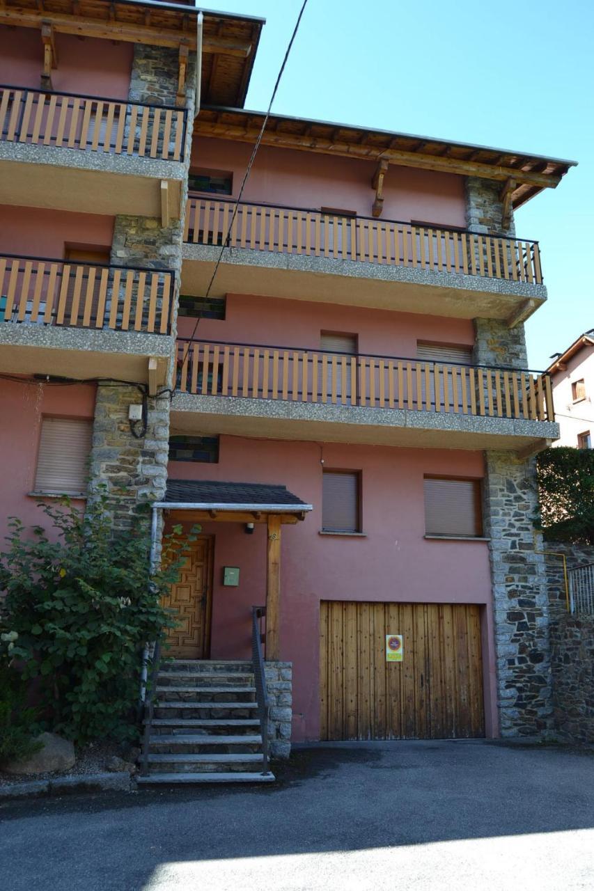 Amplio Apartamento Con Piscina En Llivia Exterior foto